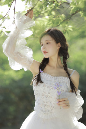 岑梦凡妲己未删减版