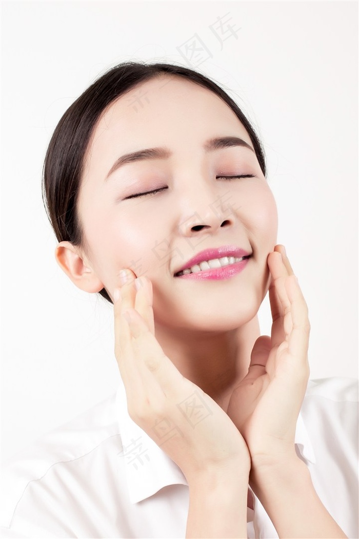 男人高潮被爽到呻吟的视频