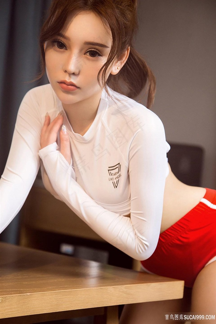 喝醉后变身超色痴女