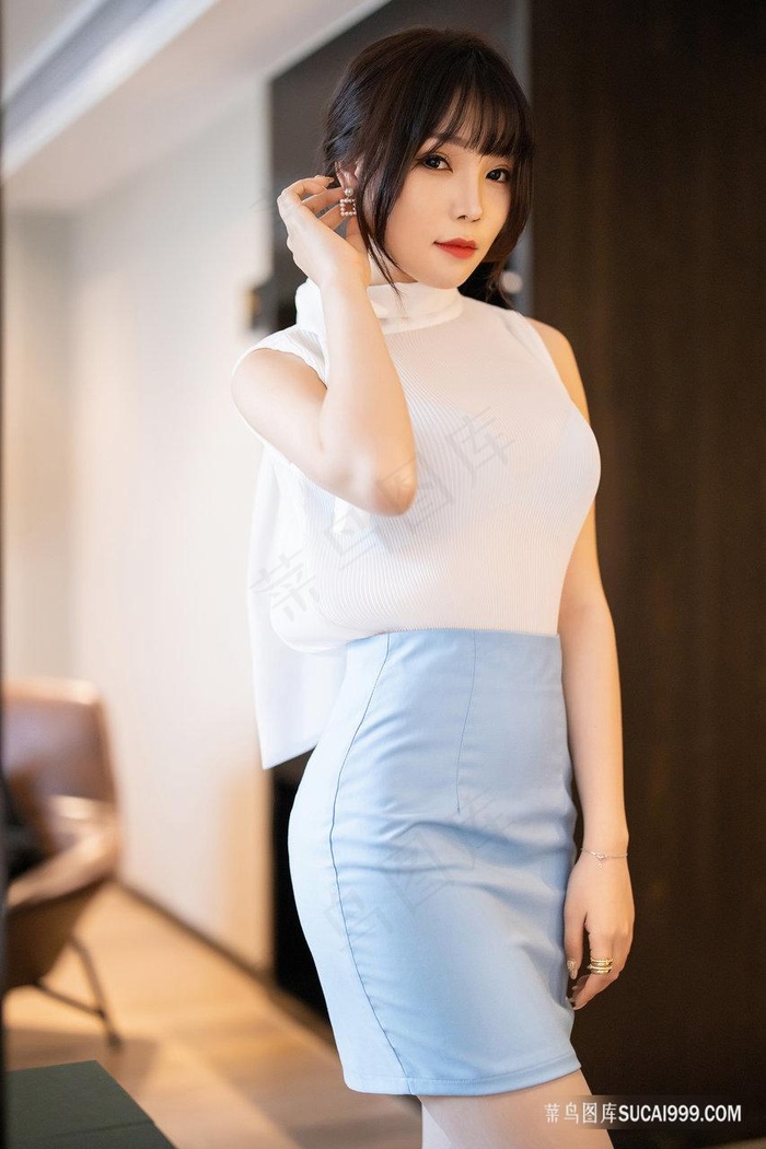 女人尿尿的视频