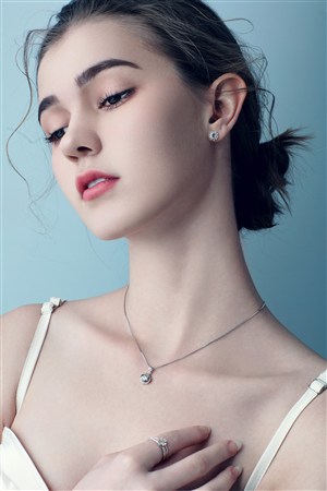 怪物强动漫人物视频